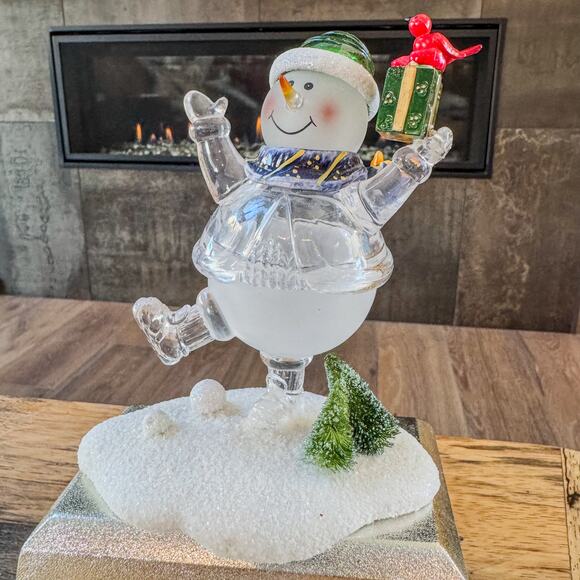 Festive Glass Like Acrylic Christmas Snowman Stocking Hanger Winter Scene Base - Picture 1 of 12